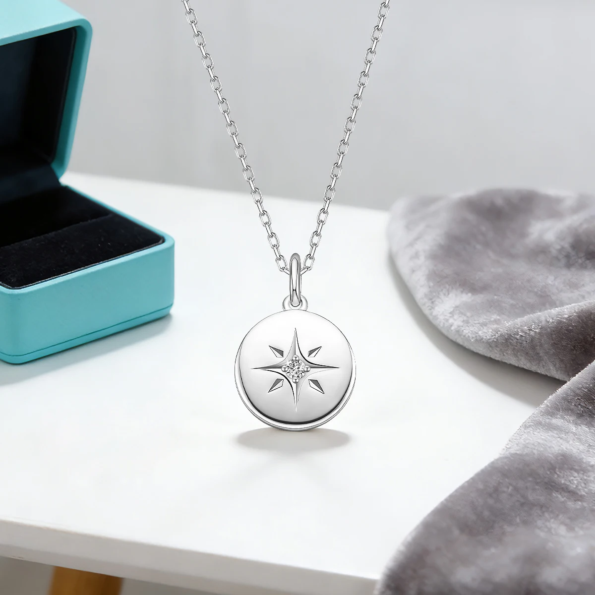 

925 Silver Round Star Pendant Necklaces For Women Simple Coin Necklace Bijoux Jewelry Collares Party Gift