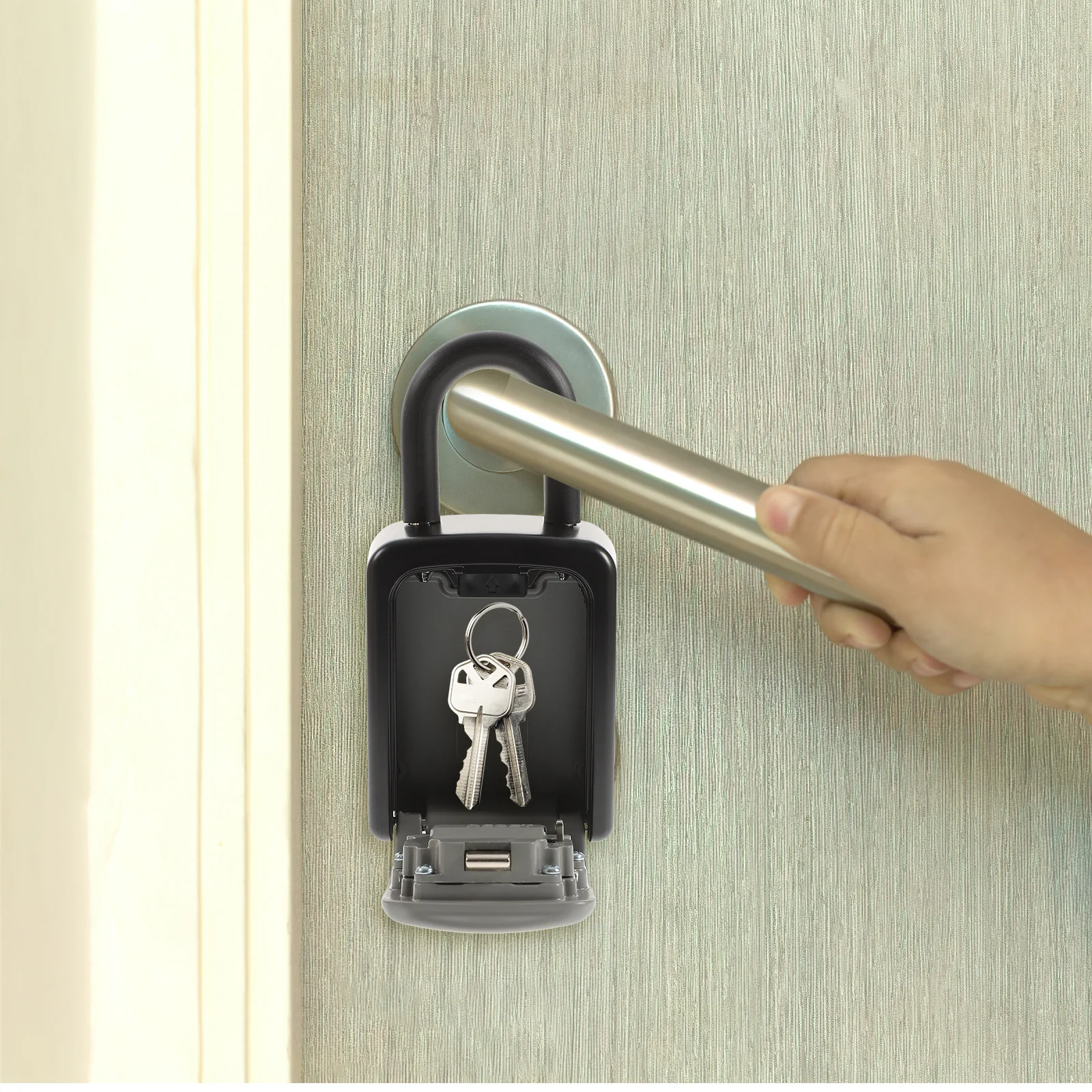 Key Safe Box 4-Digit Combination Waterproof Rust Resistant Outdoor Security Storage For Door Fence Railing Mounting