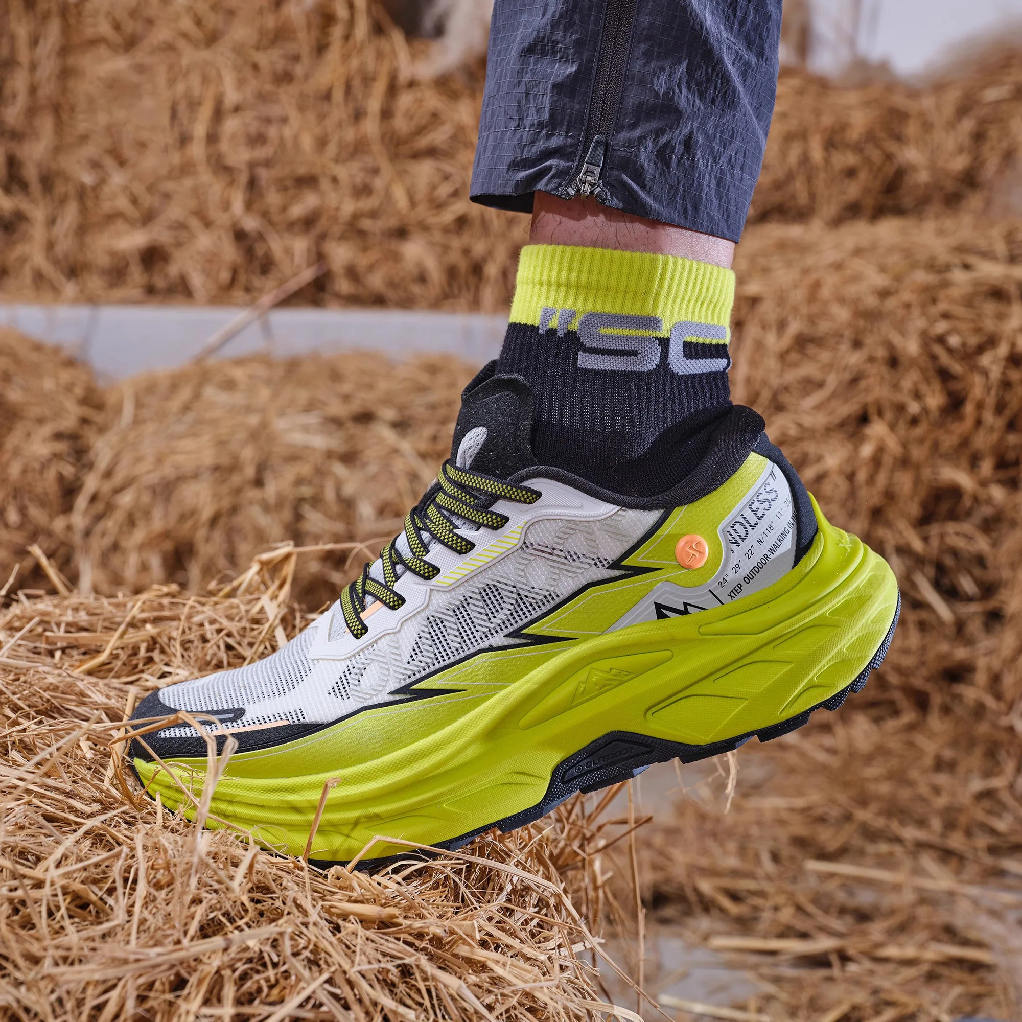 

Самые продаваемые мужские высокие прогулочные туфли в стиле 2025: удобные и нескользящие походные ботинки