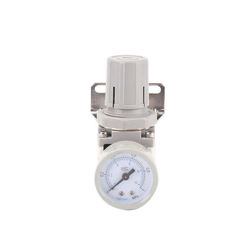 

Пневматические компоненты AR 2000-02: белый блок подготовки воздуха с точным регулированием давления, предотвращающий утечки.