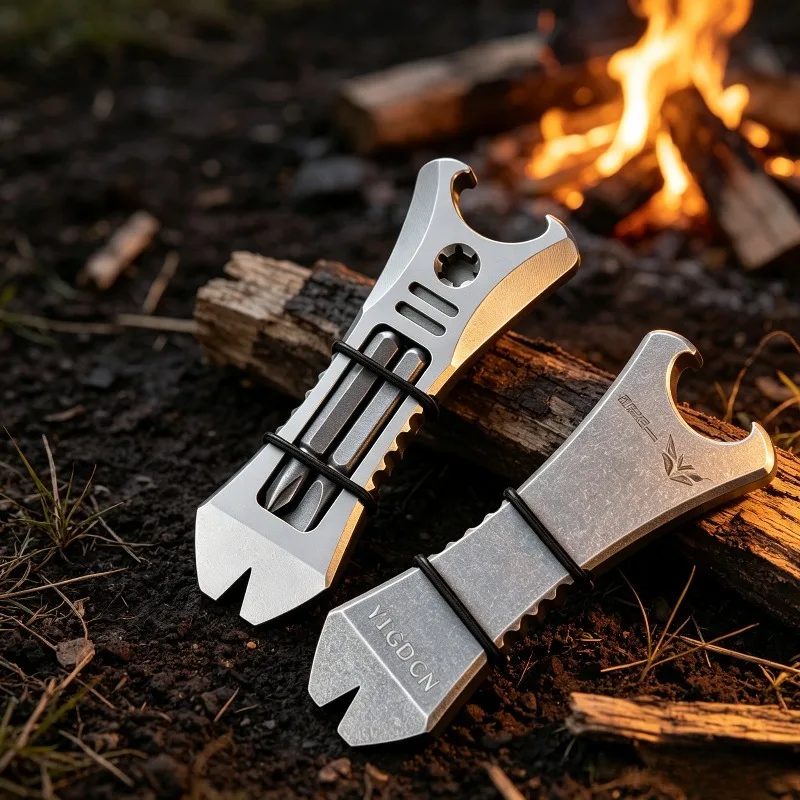 Titanlegierung Taschen-EDC-Multitool für Outdoor-Camping und Wandern, Brechstange, Flaschenöffner, Mini-Schraubendreher, Überlebenswerkzeug