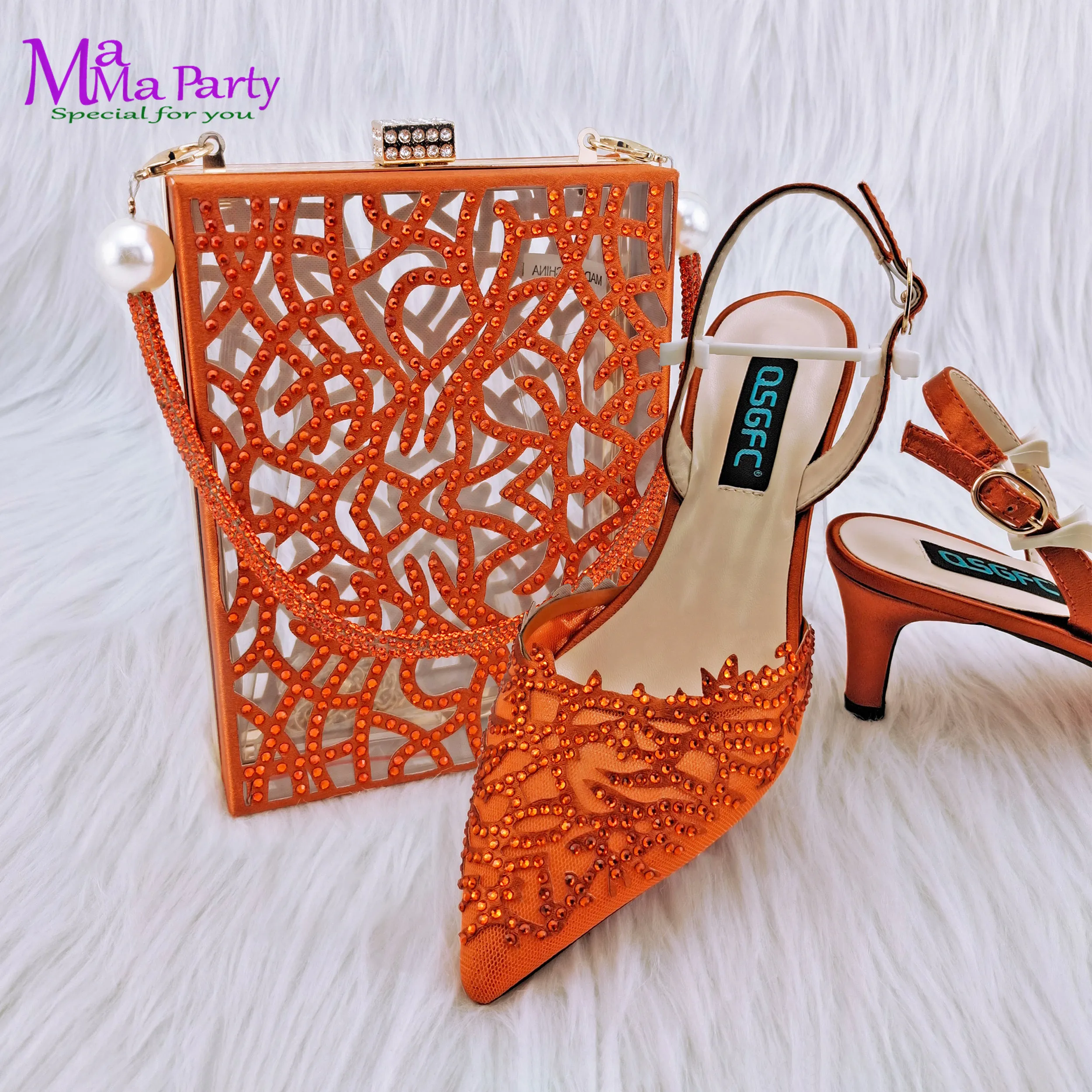 

Classics Hollowing out Design 2024 Summer Autumn Italian Design Shoes and Bag Set in Orange Color Mid Heels Comfortable for Par