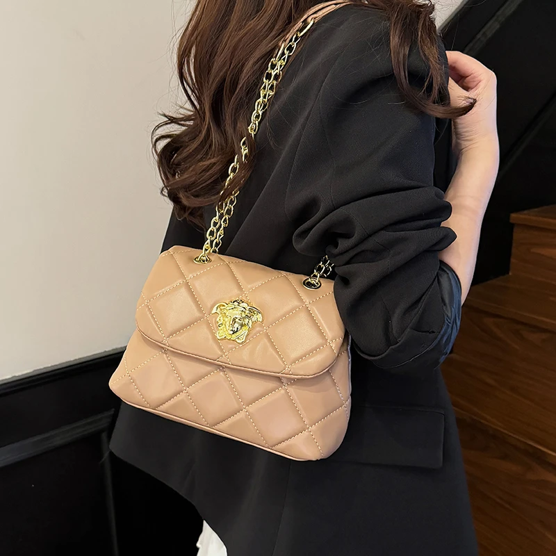 

Women's Minimalist Crossbody Bag for Office Outings with Matte PU Material Anti-theft Pocket Lightweight Build Trendy Style