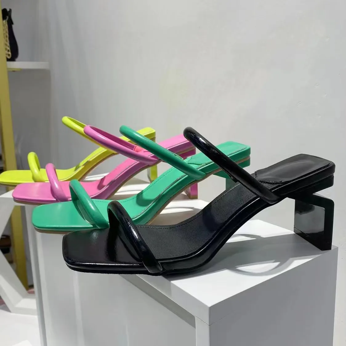 Fashion Rome Women Slippers Thin Low Heel Summer Slipper Square Toe Gladiator Casual Narrow Band Shoes Big Size 41