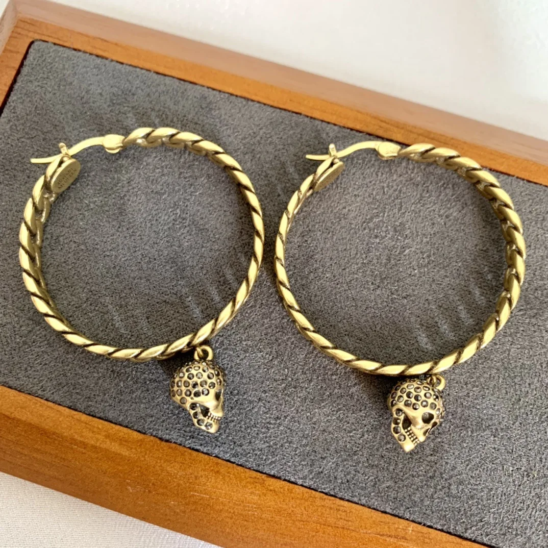 

Chain skull, retro dark style cool girl, punk Gothic style earrings, party style gift