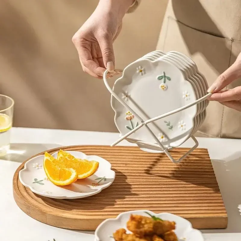 

YWDL 6-дюймовая керамическая обеденная тарелка с цветком, кухонная рельефная матовая тарелка для пасты, хлеба, десерта, ресторанная посуда, блюдо