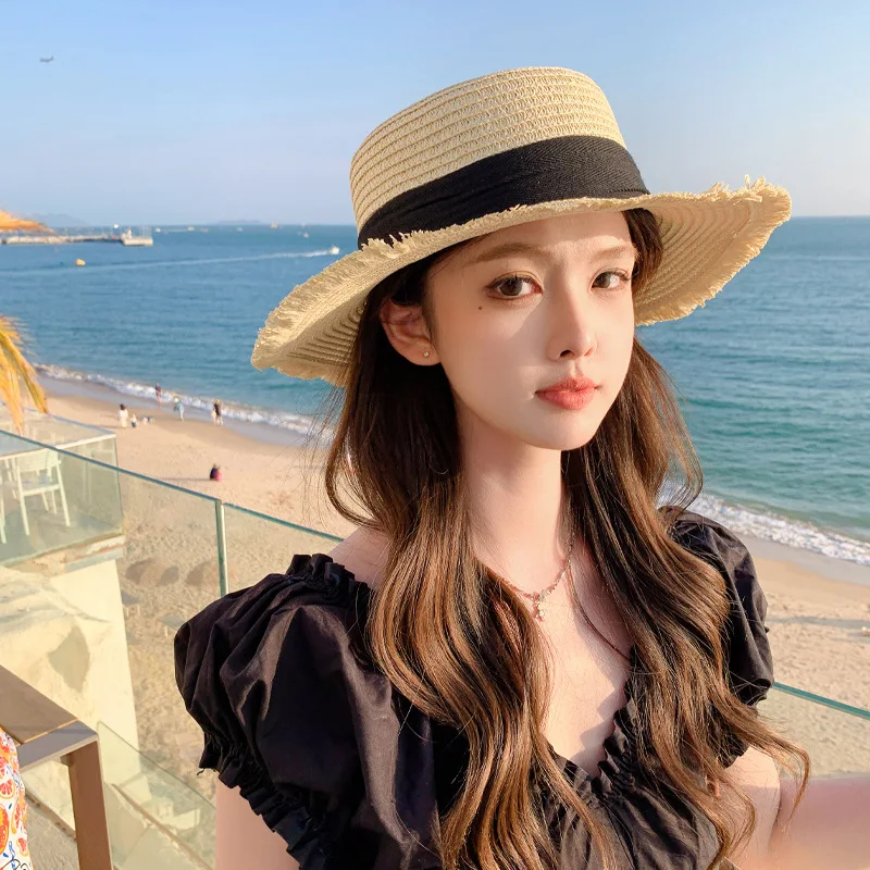 Korean version new spring-autumn hat for women with ribbon, versatile straw hat, breathable sunscreen and large brim sun hat in