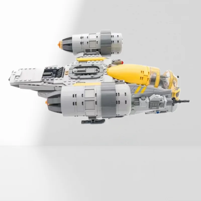 HOTTOYS DIY 組み立て宇宙船モデルキット 930  - Model Kit Lego のレビューと価格