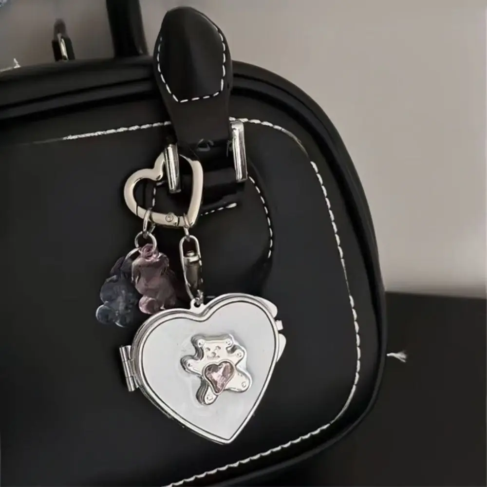 Charms Sweet Metal Key Chain Trendy Versatile Heart Pendant Keychain with Mirror Pendant Keychain Bag Accessories