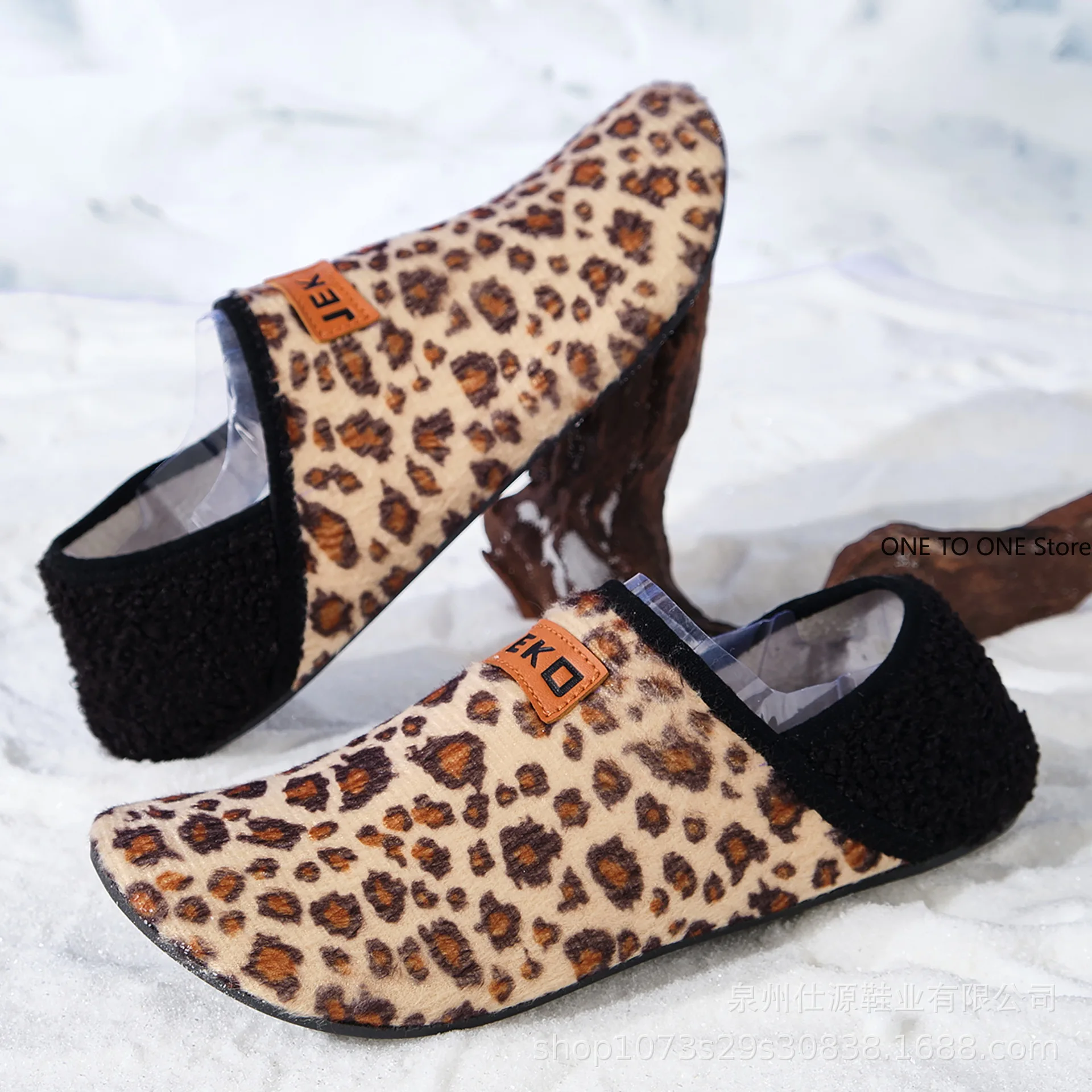 

Wholesale Indoor Outside Men Women Couples Winter Household Warm Fluffy Slippers Fashion Plush Cotton Shoes Ladies House Slipper