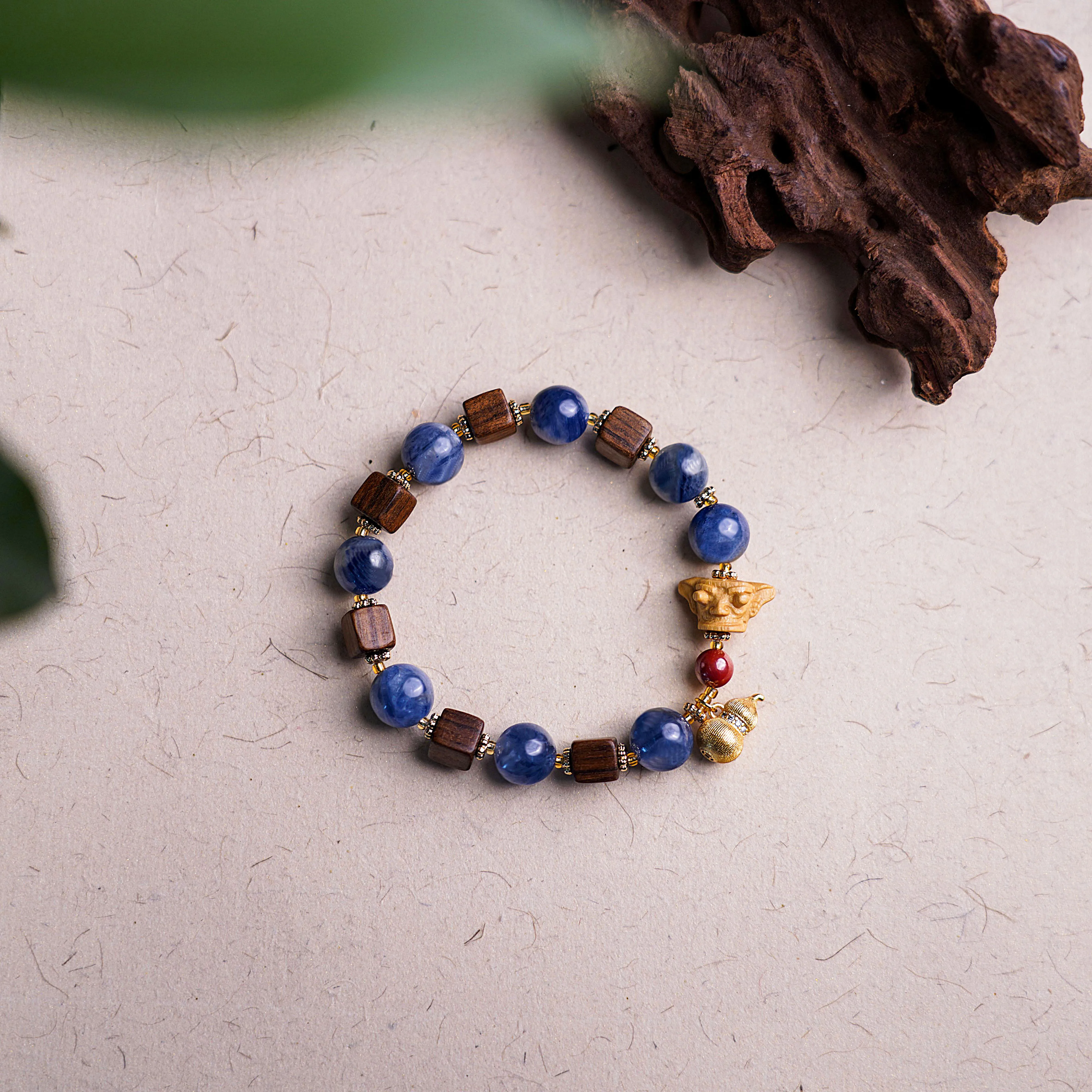 Bracciale con ametista blu e ametista a 3 stelle