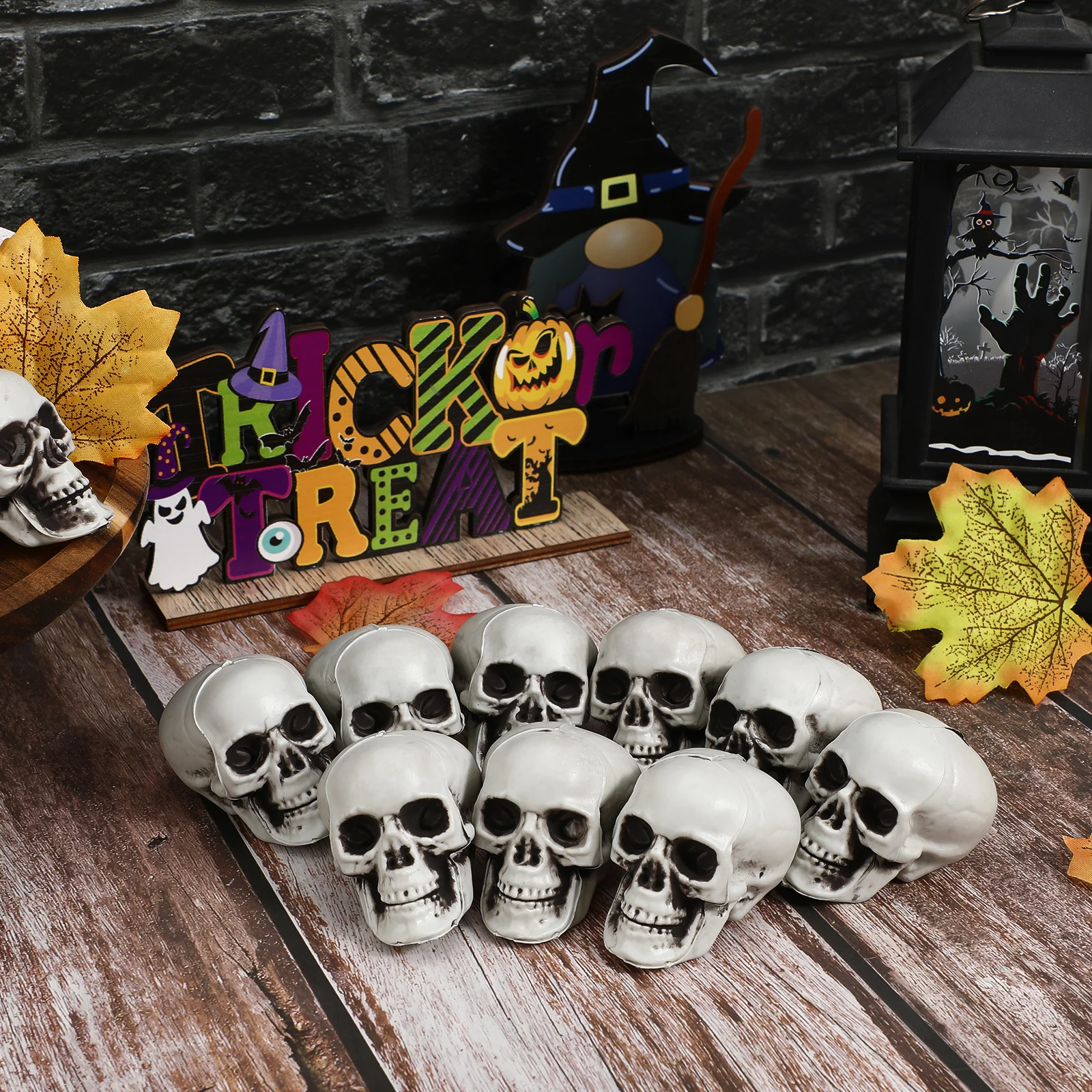 

18 Pcs Skull Props Plastic Halloween Decoration Mini Heads Scary Party Jokes Horror CarnivalHaunted House DIY Supplies