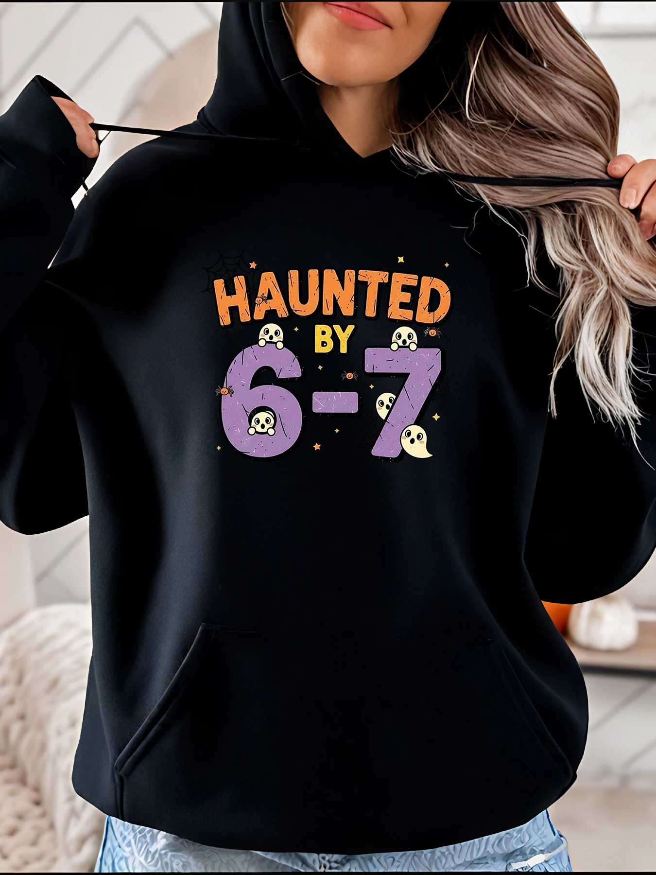 

Haunted by 6-7 Ghosts Printed Hoodie Halloween Costume Sweatshirt Women Casual Autumn Winter Wear