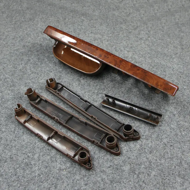 Apply to Passat B5 2000-2005 Door inner handle Inner handrail Door handle Interior door accessories