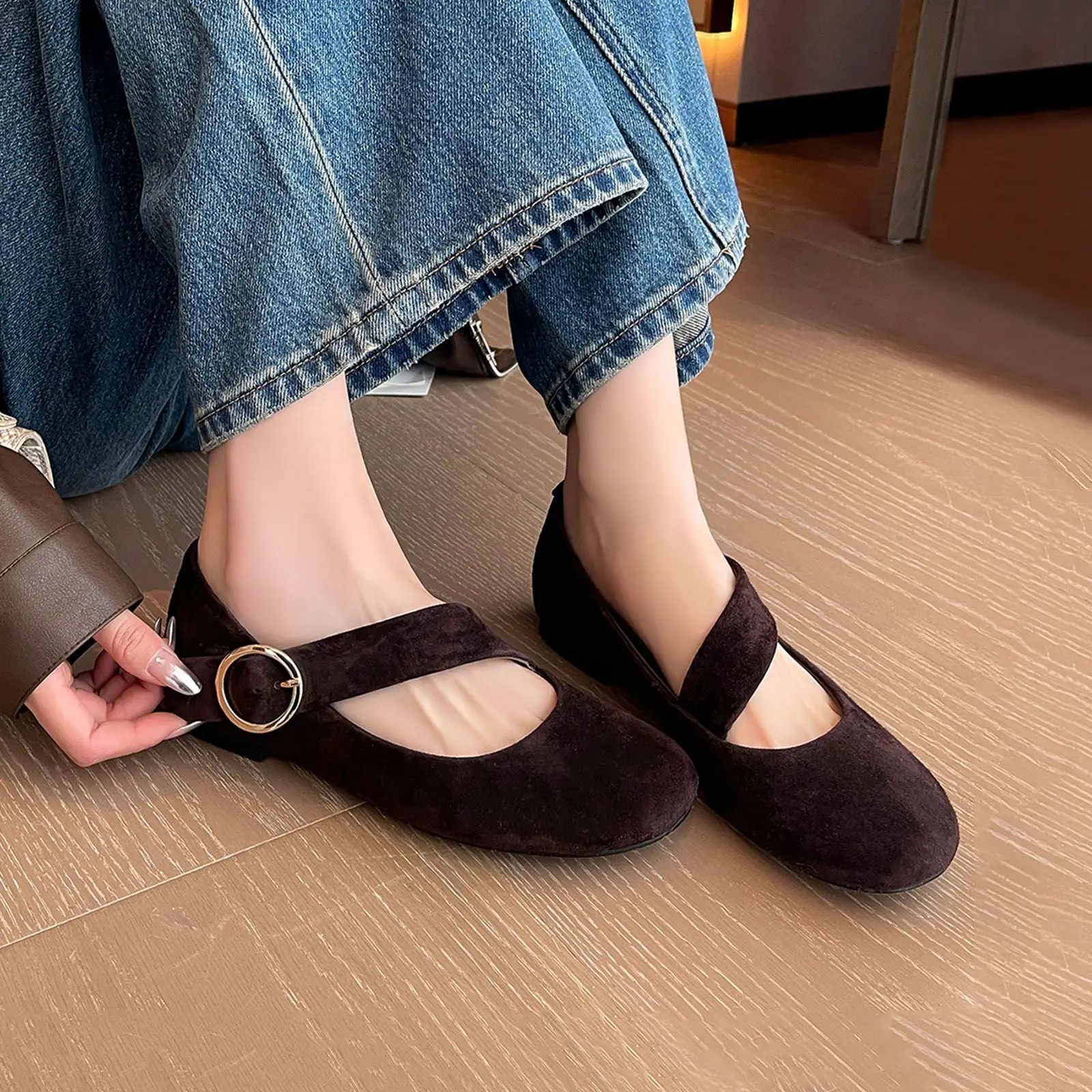 

Arden Furtado 2025 Spring leopard print Mary Jane shoes Round toe word-cingulate Low heel large size Sheep suede Single shoe