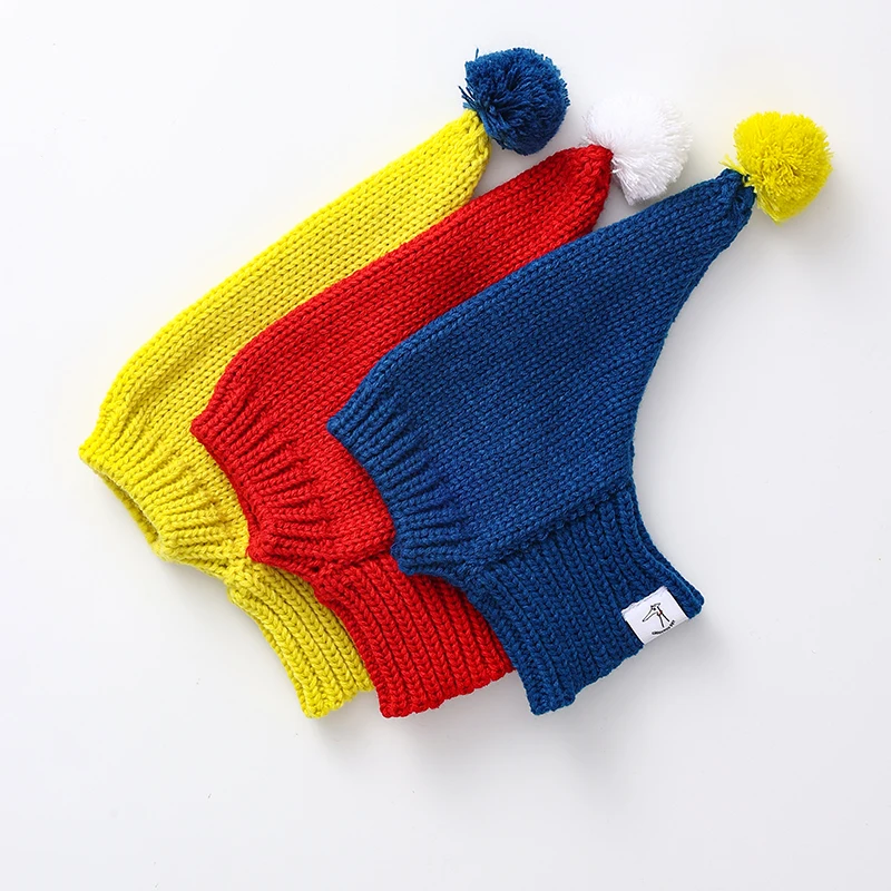 

Italian Greyhound Solid Color Hand Woven Woolen Hat in Winter Spring Whippet Pet Warm Blue Red Yellow Hat with Cute Fleece Balls