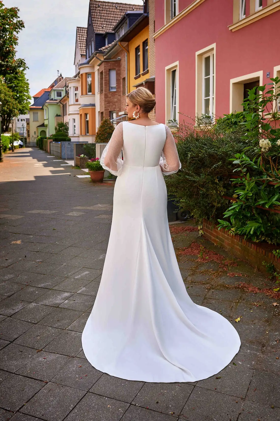 Elegant Full Sleeves Wedding Dresses Plus Size V Neck Puffy Dot Tulle Mermaid Long A Line Bridal Gowns Bride Dresses Simple