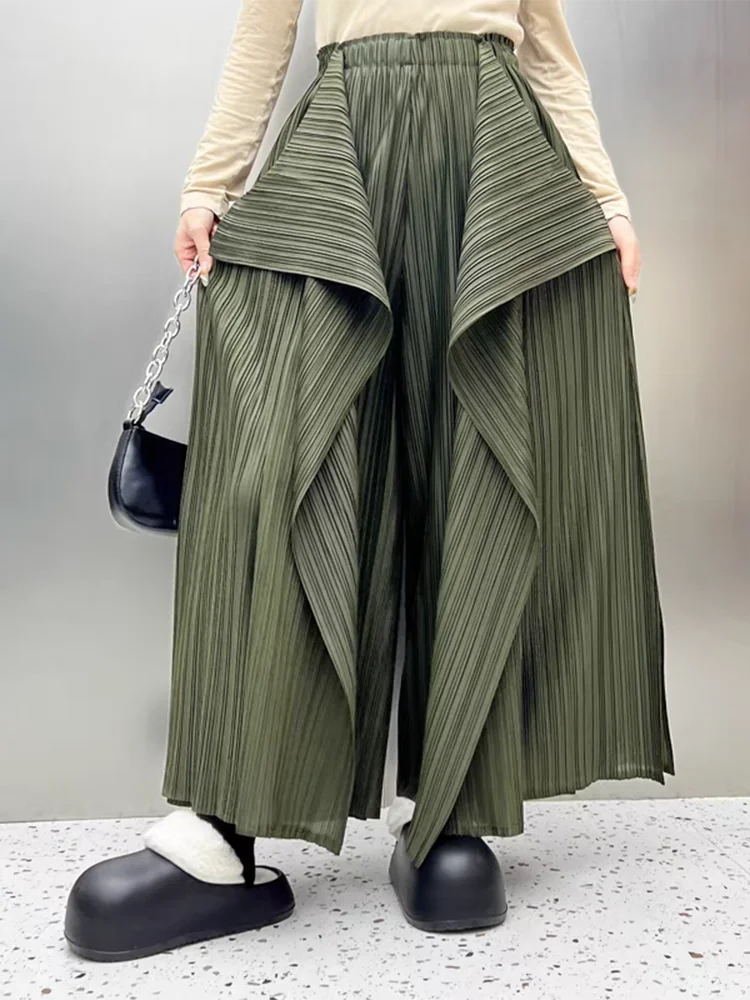 EAM Black Pleated Irregular High Elastic Waist Wide Leg Pants New Loose Trousers Women Fashion Tide Spring Autumn 2025 30A2833