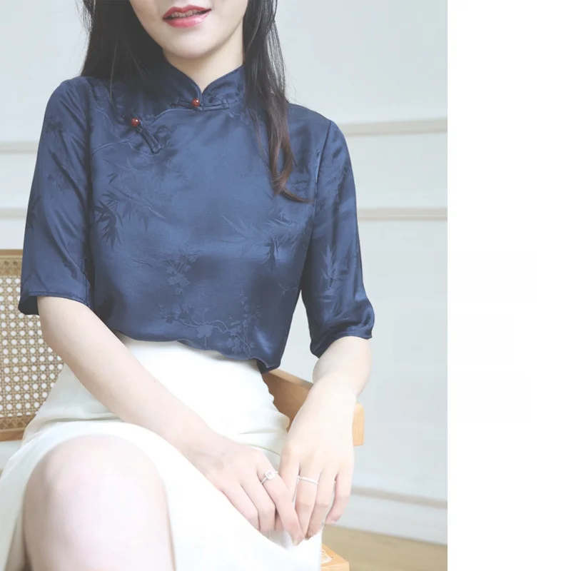 

Шелковый костюм из тяжелого шелка и мохера, приталенный, прямой крой, женский, приятный для кожи, дышащий, весенний...