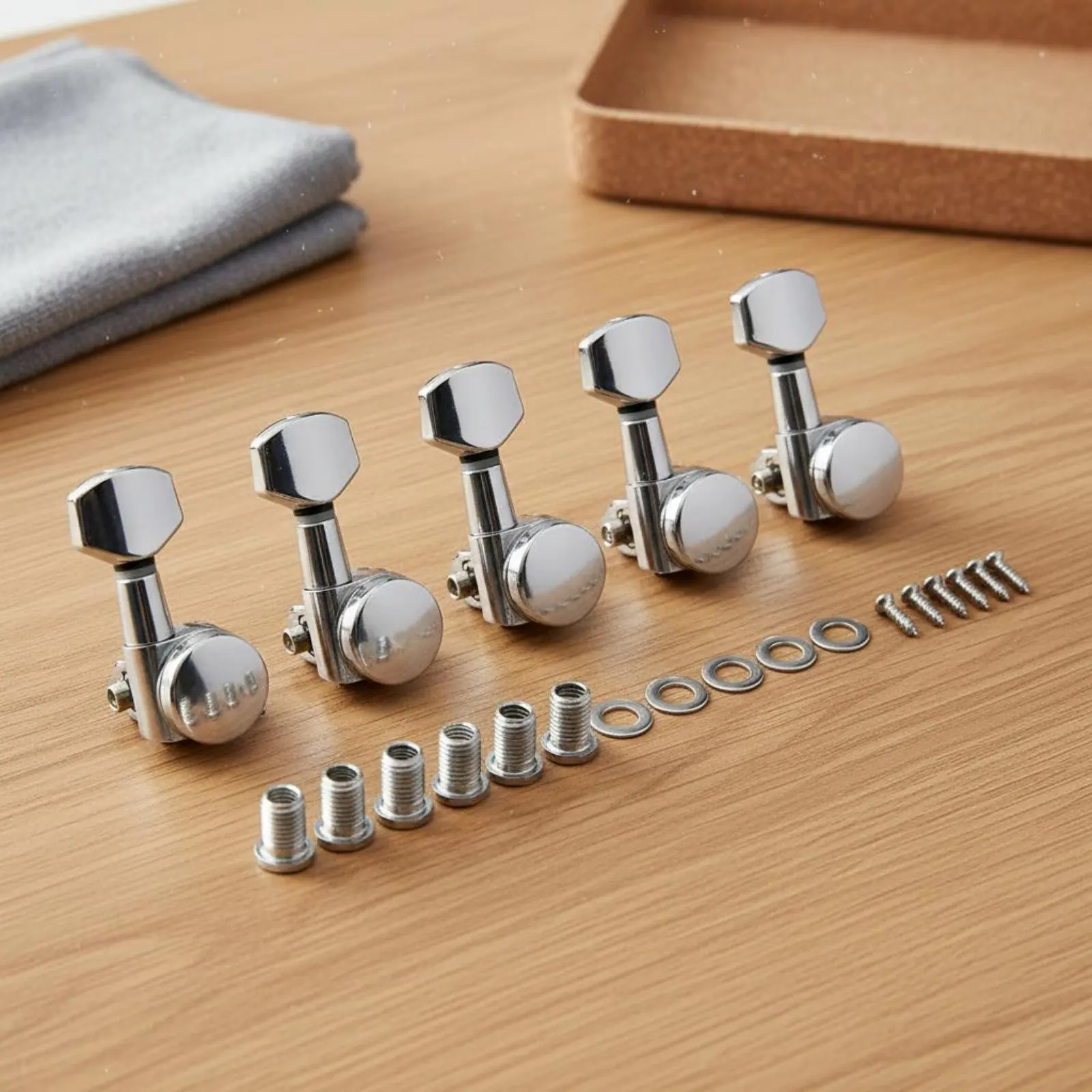 

6 Pieces Locking Guitar Tuning Machines 18:1 Gear Ratio Electric Guitar Tuning Pegs Sealed Machine Heads Anti-Rust