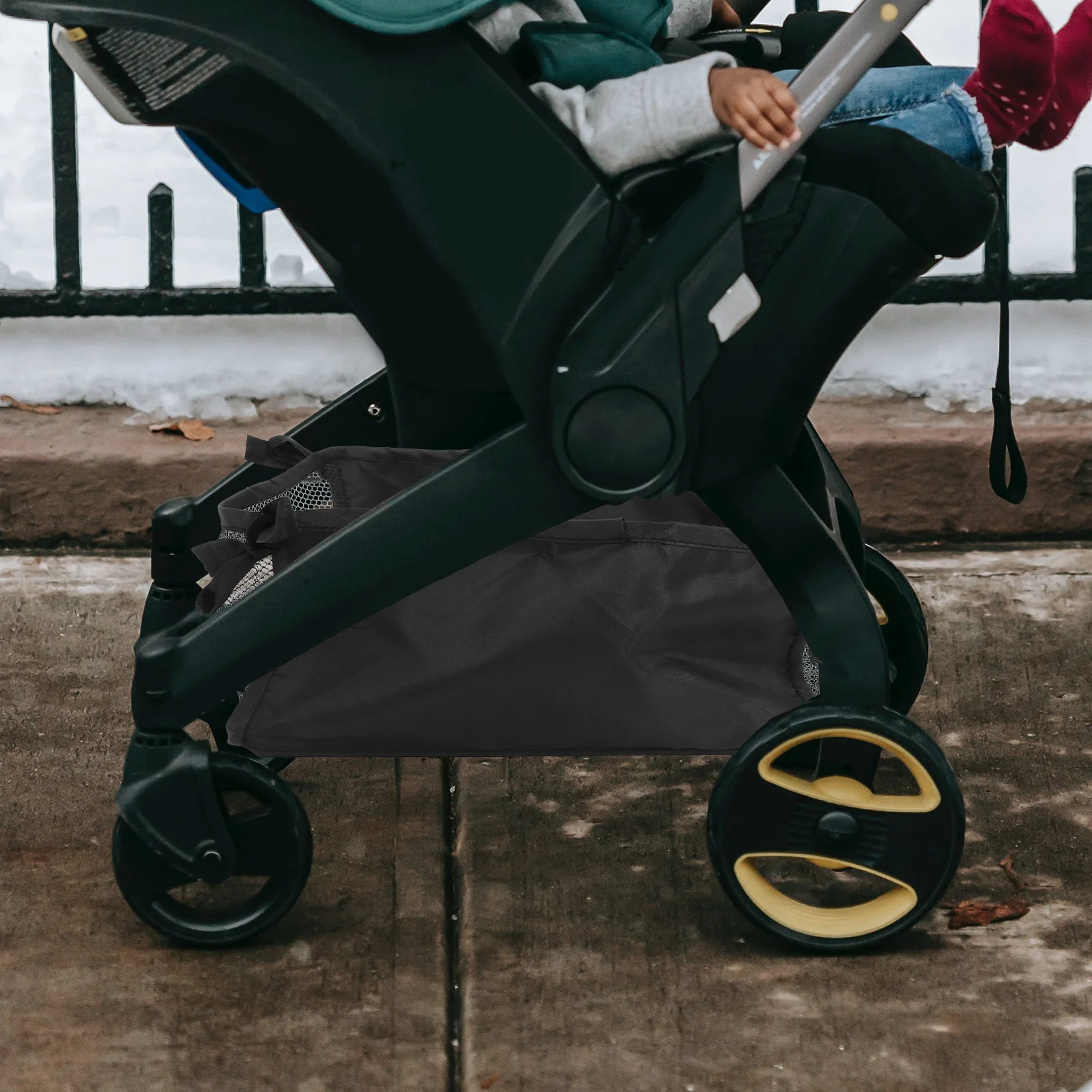 

Baby Stroller Bottom Basket Oxford Cloth Multi-Function Storage Organizer For Diaper Pacifier Rattle Portable Stroller Bottom