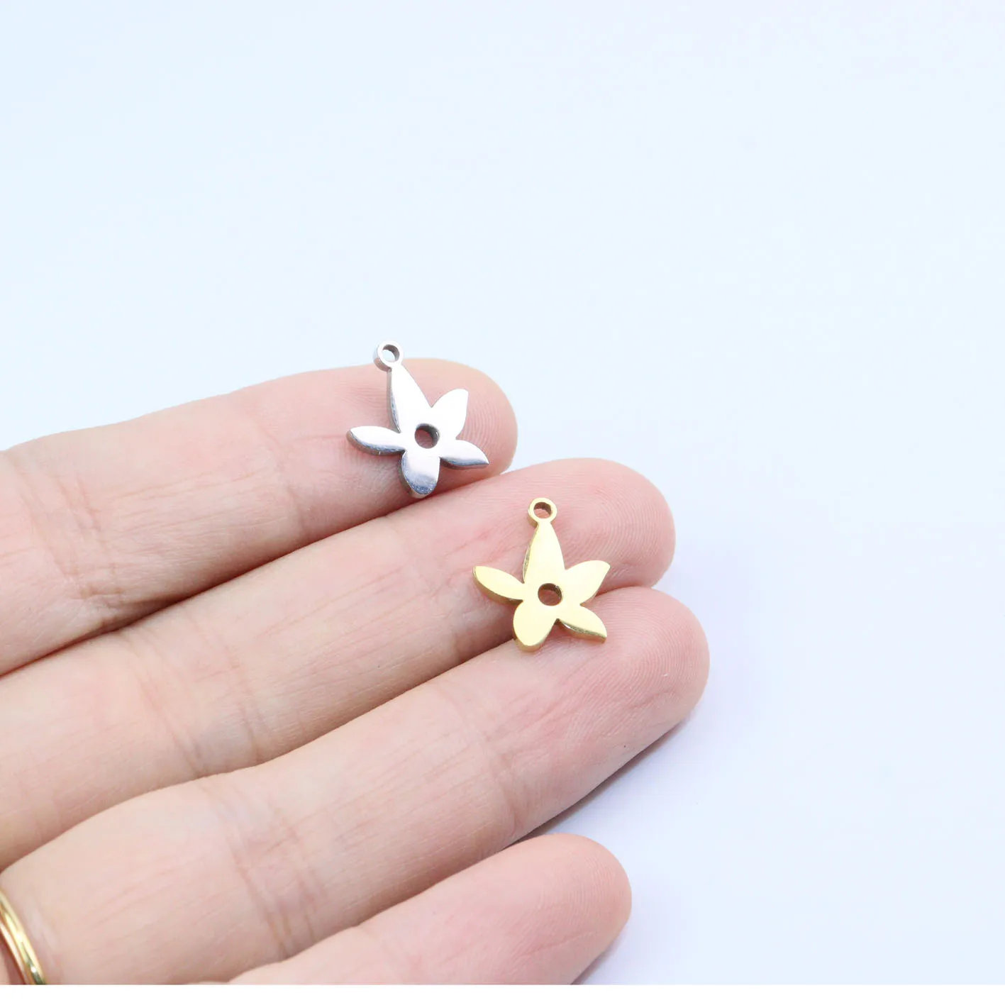 

10pcs Stainless Steel Shiny Mirror Polished Flower Jewelry Charms Pendant DIY Handcraft Waterproof Antiallergic