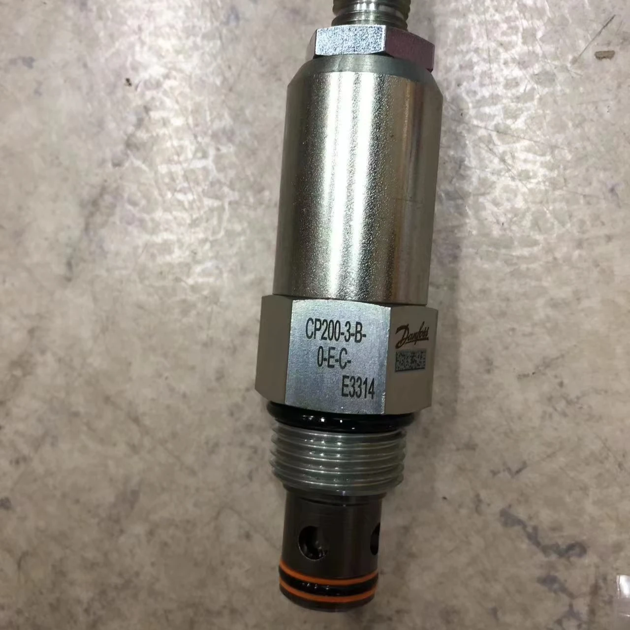 

Relief Valve CP200-3-B-0-E-C 131109.000 CP200 3 B 0 E C DAN FOSS ORIGINAL Comatrol