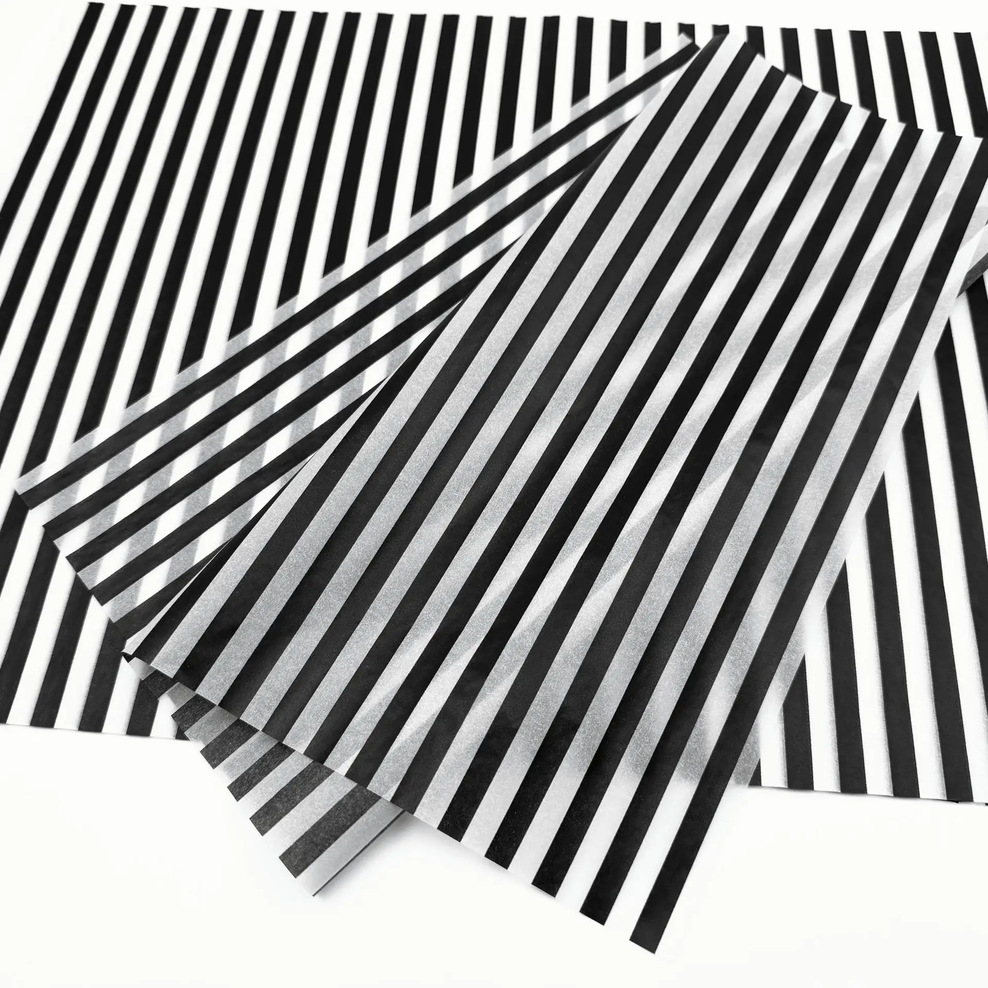50 Sheets Black White Pattern Tissue Paper Star Polka Dot Stripe Chevron Gift Wrapping Paper DIY Craft Packaging Paper