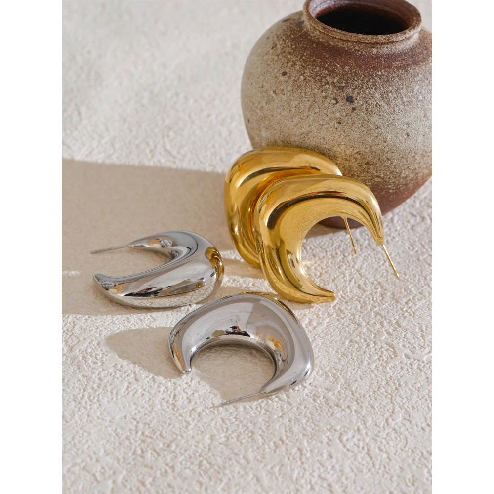 Yhpup 2025 New Minimalist Smooth Stainless Steel Metal Chunky C-Shape Huggie Earrings Hot Style Daily Attractive Jewelry Gift
