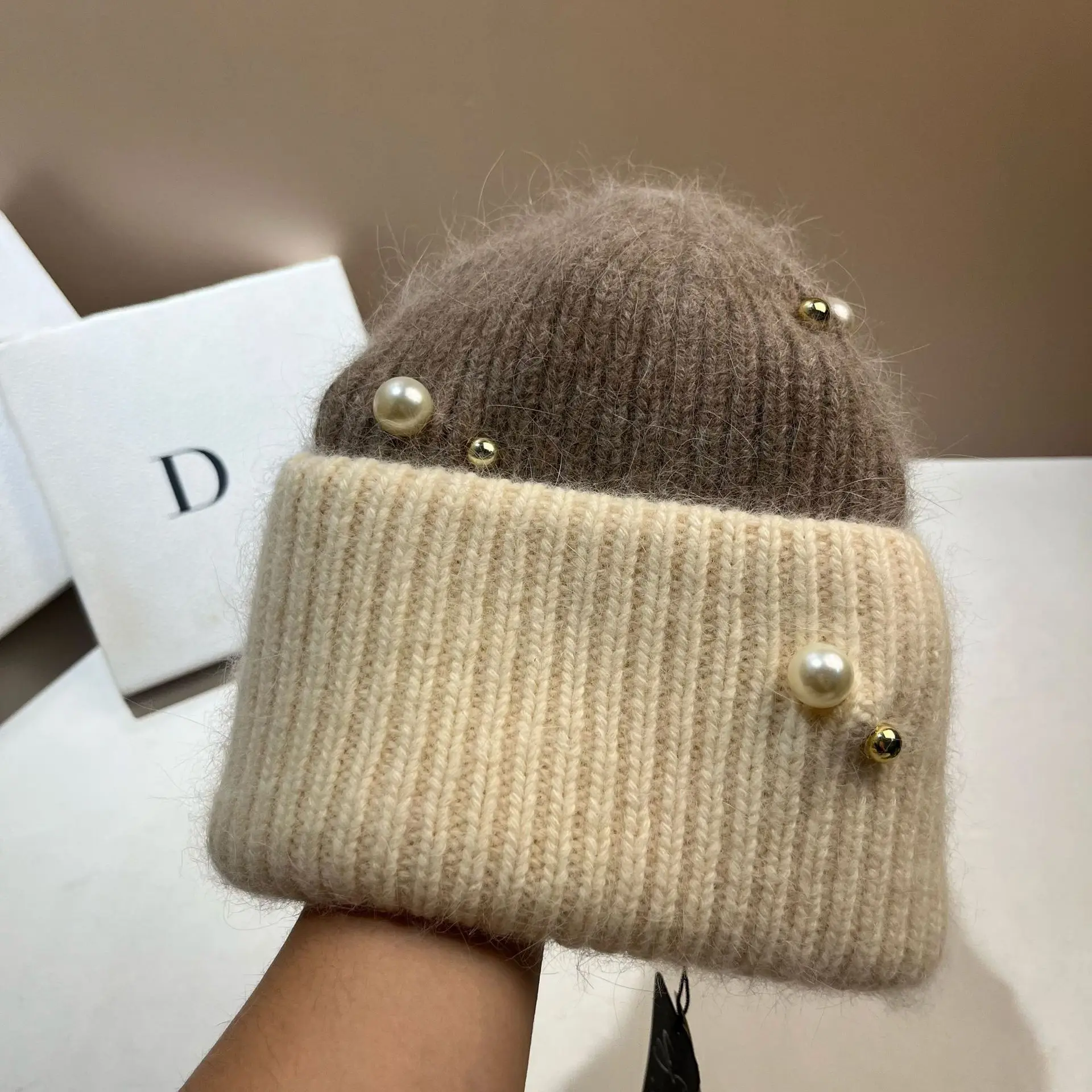 Winter Pearl-Colour Block Thermal Knit Hat Thickened Double-Layer Rabbit Fur Knit Hat for Cold Nordic Climates