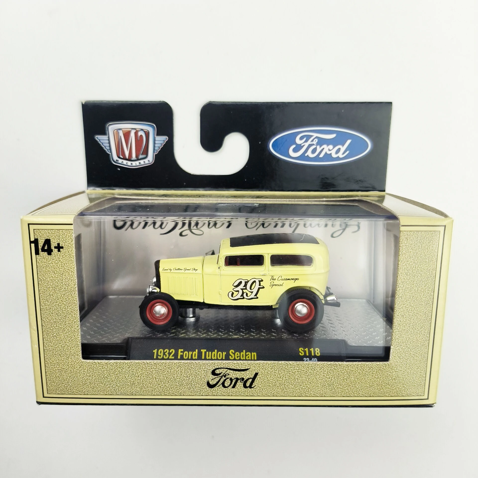 M2 Machines 1:64 1932 ford TUDOR SEDAN alloy model  kids gifts