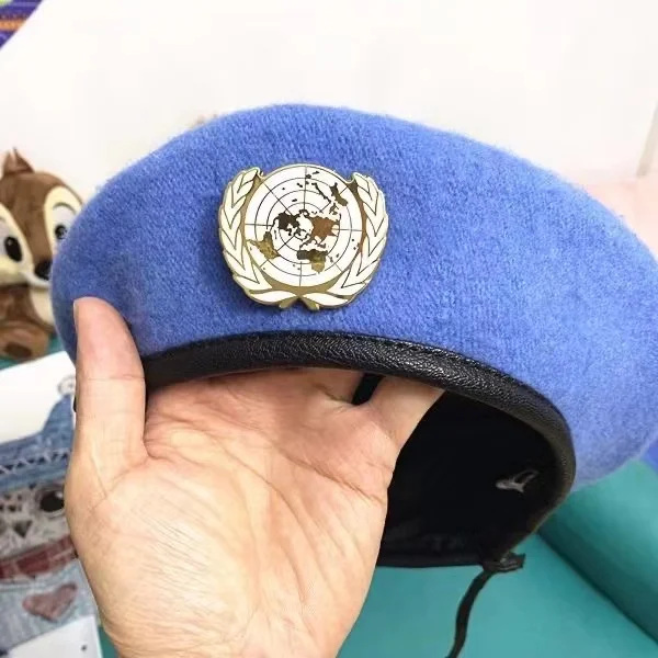 UN BLUE BERET United Nations Peacekeeping Force Cap Hat With UN Badge Cockade Souvenir Game Cosplay Costume Prop