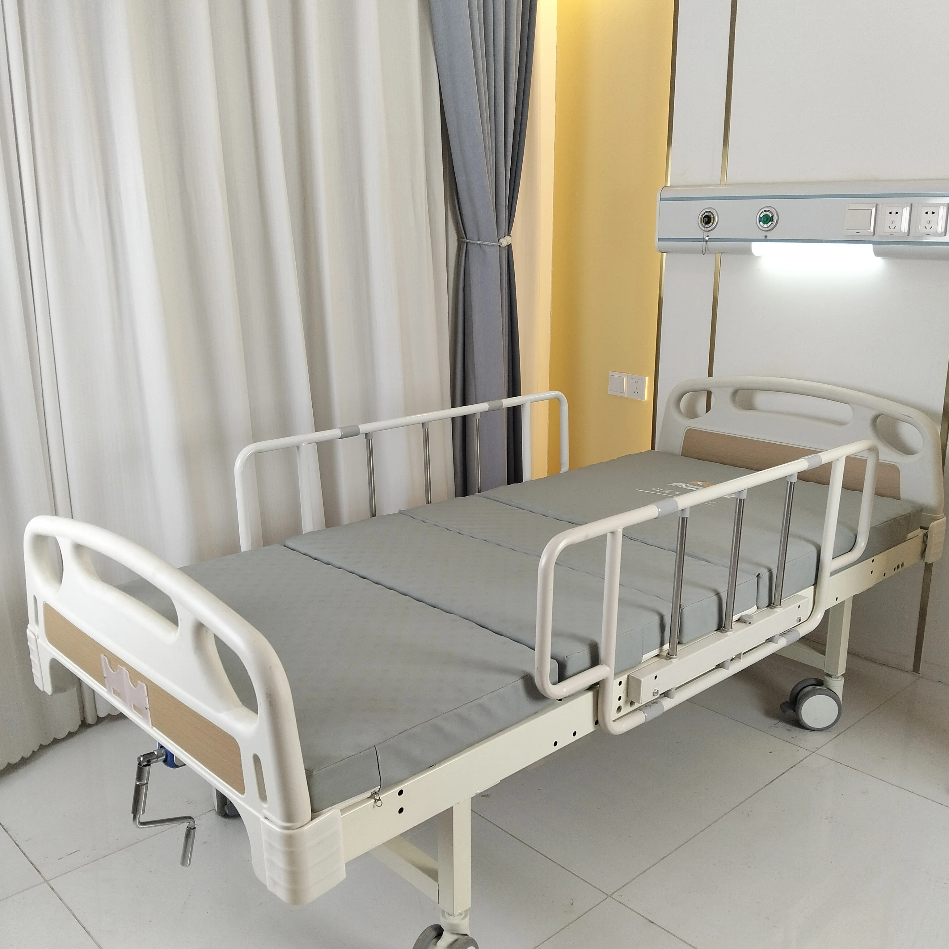 

Hospital bed aluminum alloy side track bed accessories folding guardrail