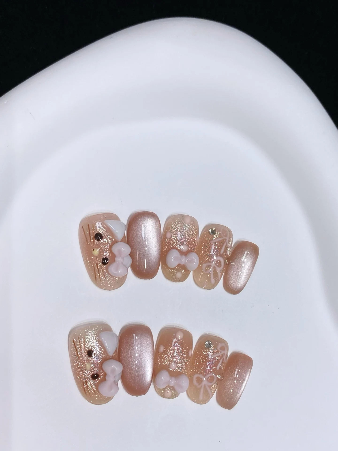 

10 шт. розовые накладные ногти ручной работы «кошачий глаз» с милым котом и принтом, короткие овальные накладные ногти, носимые ногти с милыми бантиками