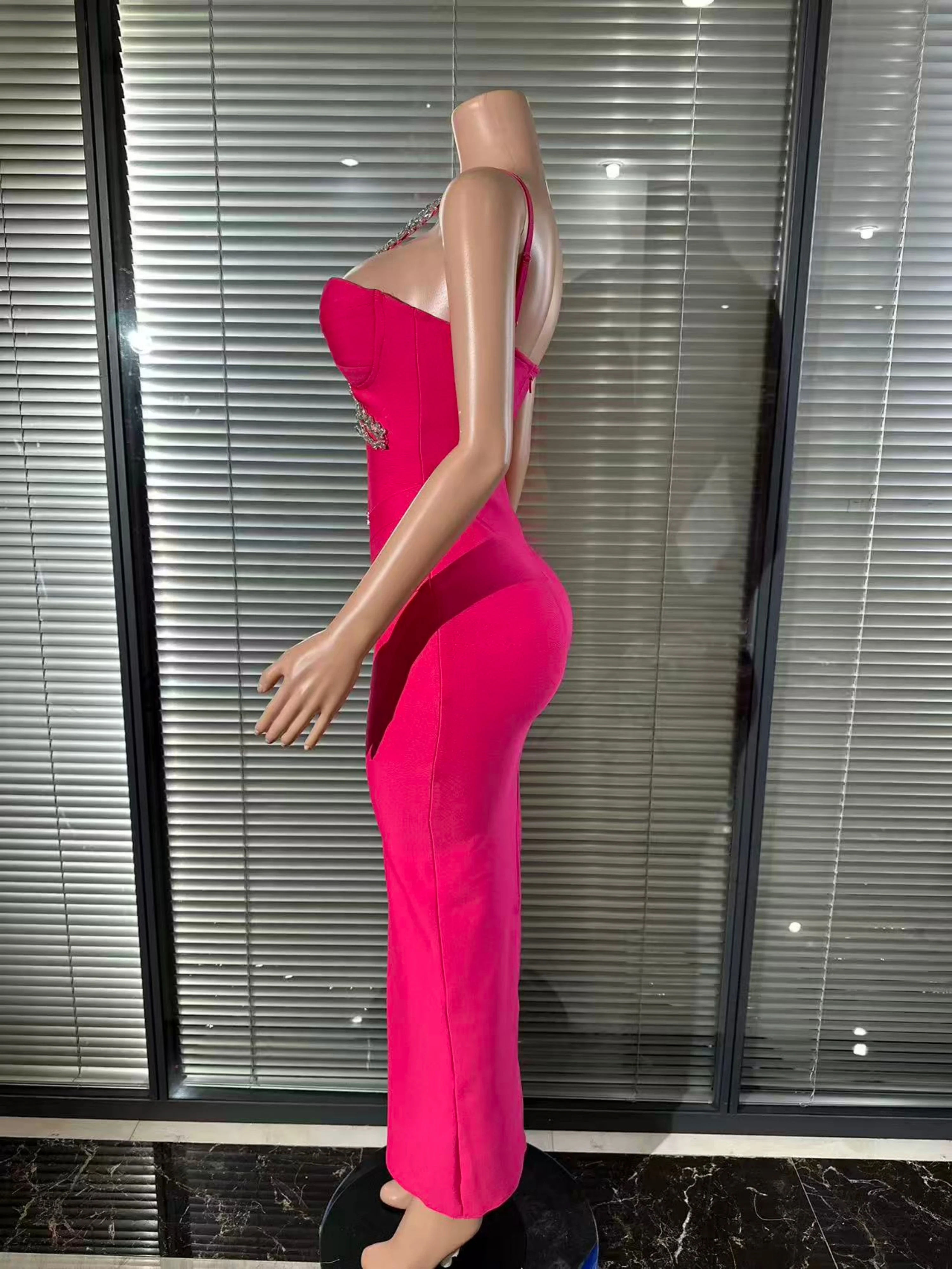 여성용 스트랩리스 컷아웃 반짝이는 크리스탈 장식 바디콘 섹시 파티 의상 공연 나이트클럽 우아한 정장 행사복