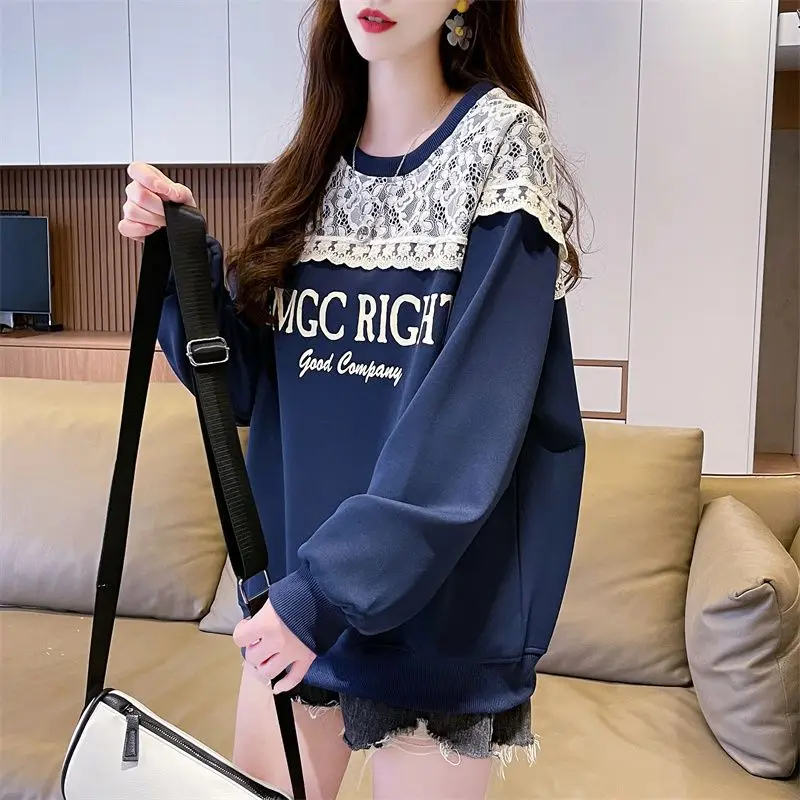 

Fashion O-Neck Korean Letter Spliced Lace T-Shirts Female Clothing 2024 Autumn New Loose Young Style Tops Casual Tee Shirt