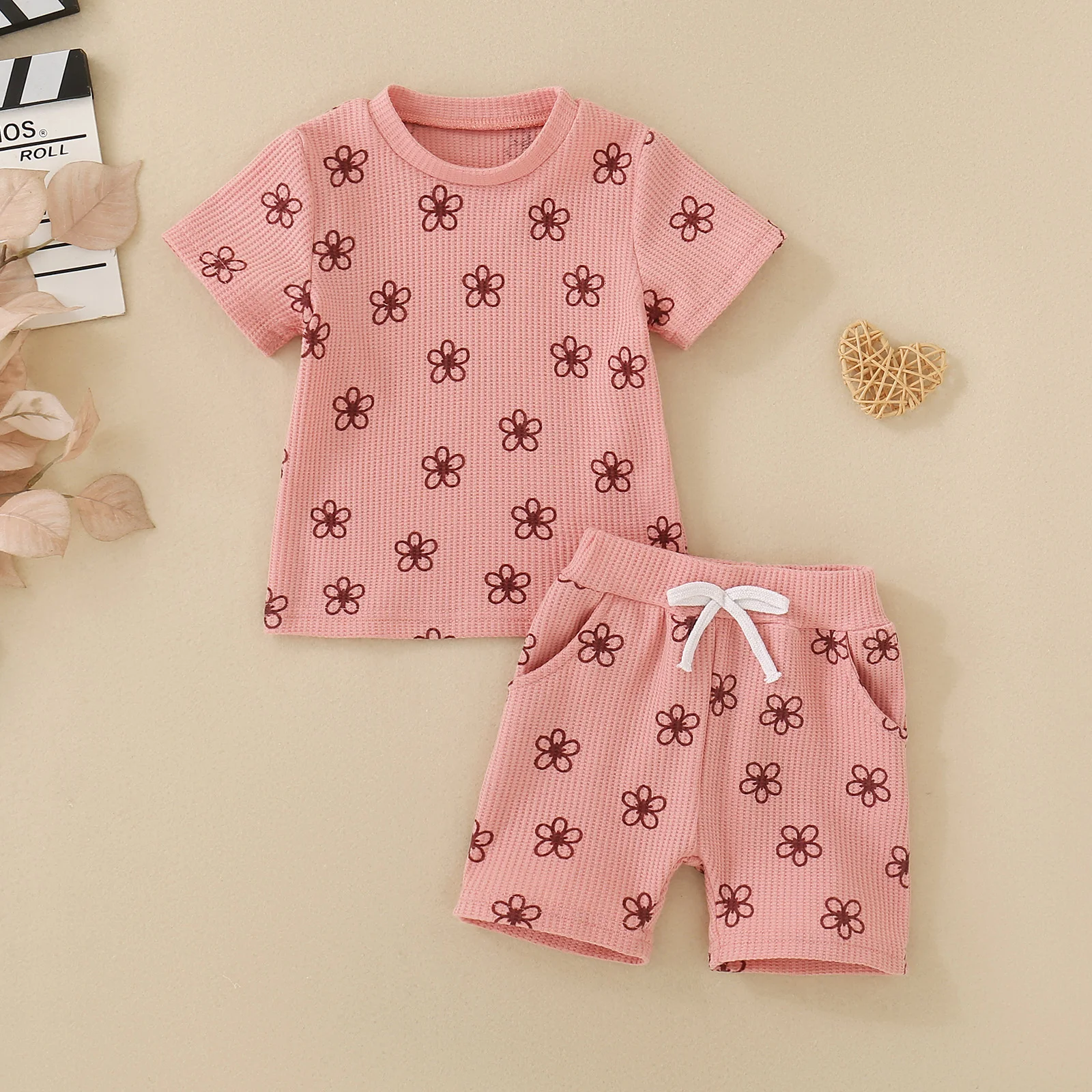 

Summer Girl Baby Flower Print Pink Short Sleeve T-Shirt and Shorts Two-piece Casual