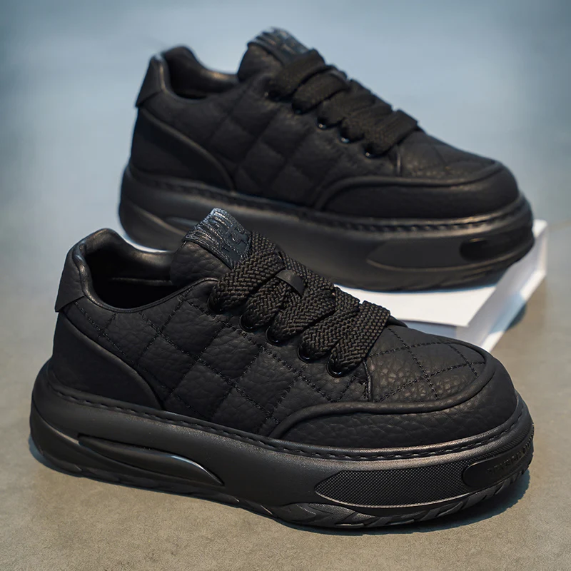 

2025 New Thick Soled Comfortable Versatile Trendy Casual Sports Fashionable Men's Shoes Low Top Niche Board Shoes
