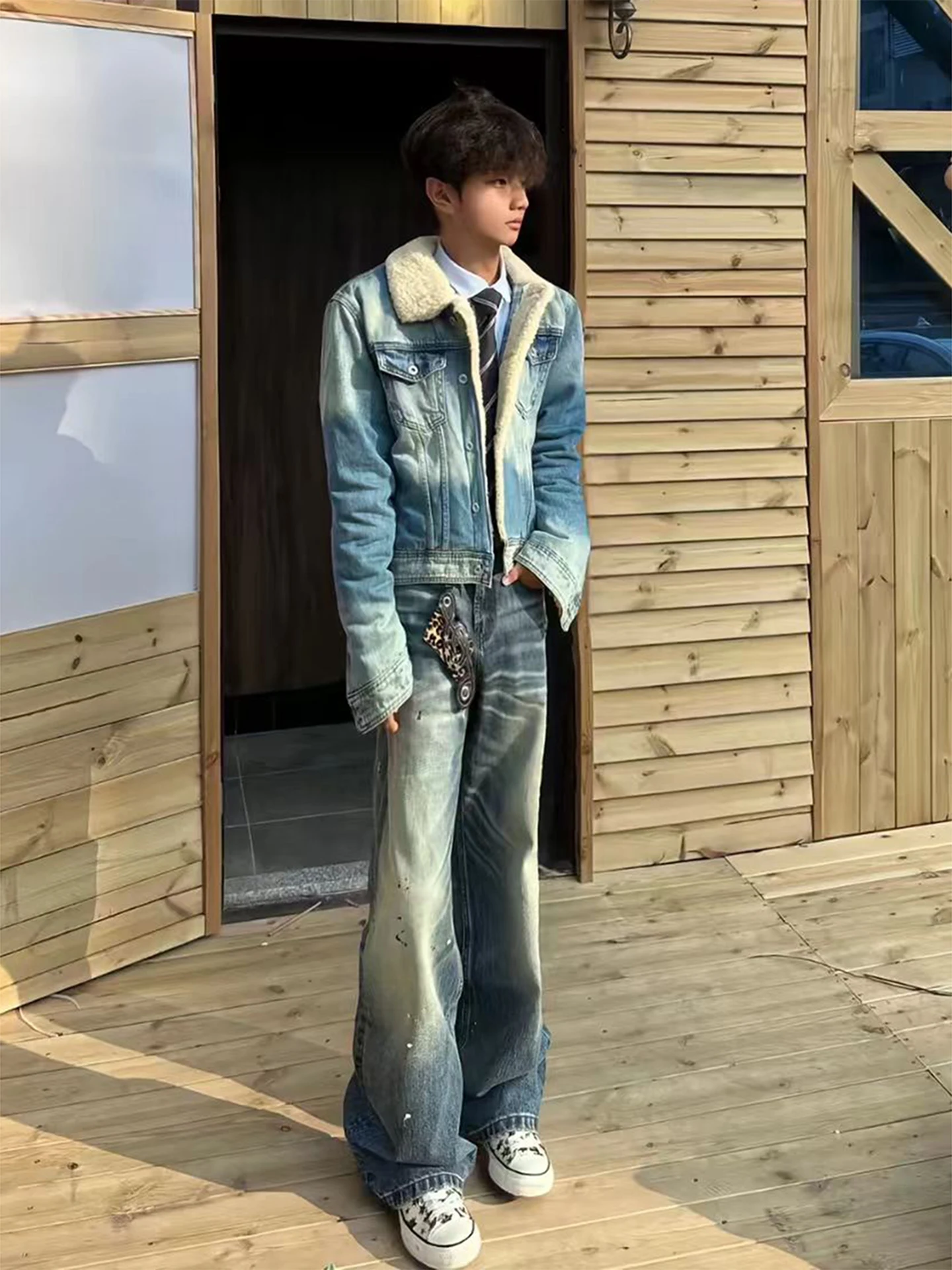 Thickened American Style Blue Lamb Velvet Men's Denim Jacket Winter Vintage Patchwork Cotton Jacket Warmth Youth Casual Fit
