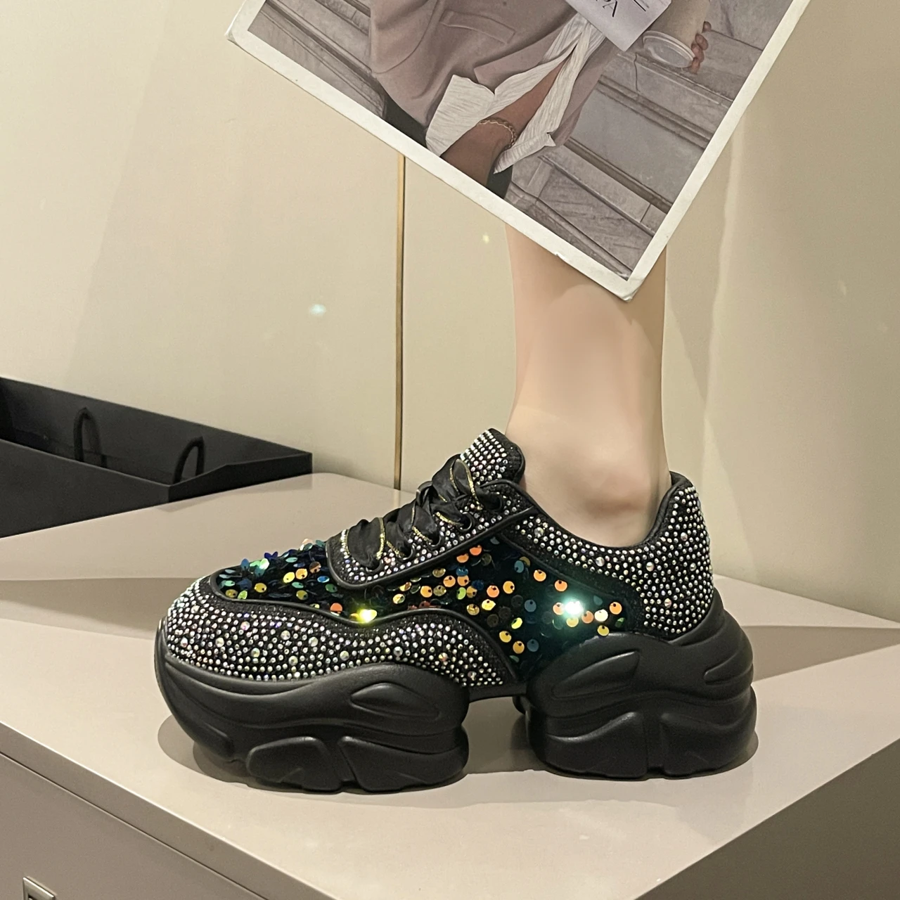 

Summer Sequined Bling Women Sneakers Breathable Thick Sole Girls Sport Shoes Fashion Casual Dad Shoes Platform Female Footwear