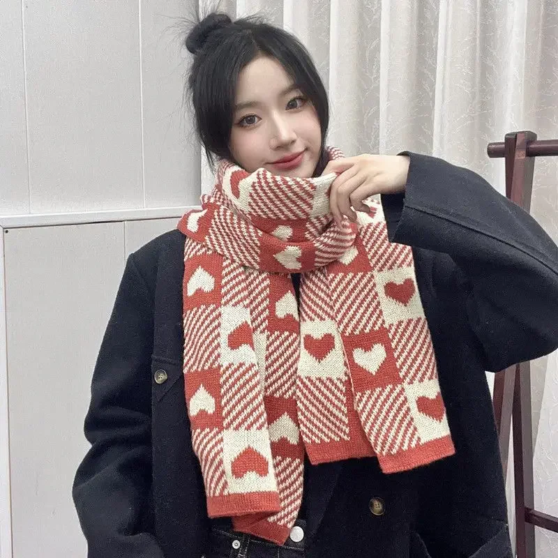 Knitted Scarf Love Heart Scarf Black White Plaid Scarf Thickened Warm Winter Women\'s Scarves Christmas New Year Gifts