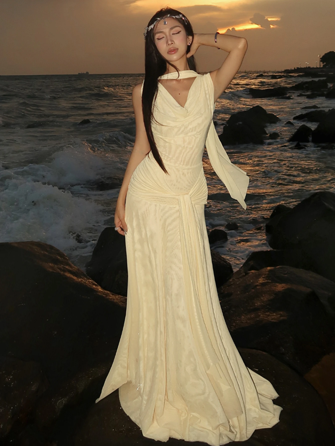 

Dulzura Summer Fashion Swinging Collar Backless Ruched Slim Ribbon Mesh Long Dress Women'S Sexy Elegant Dress Party Club Clothes