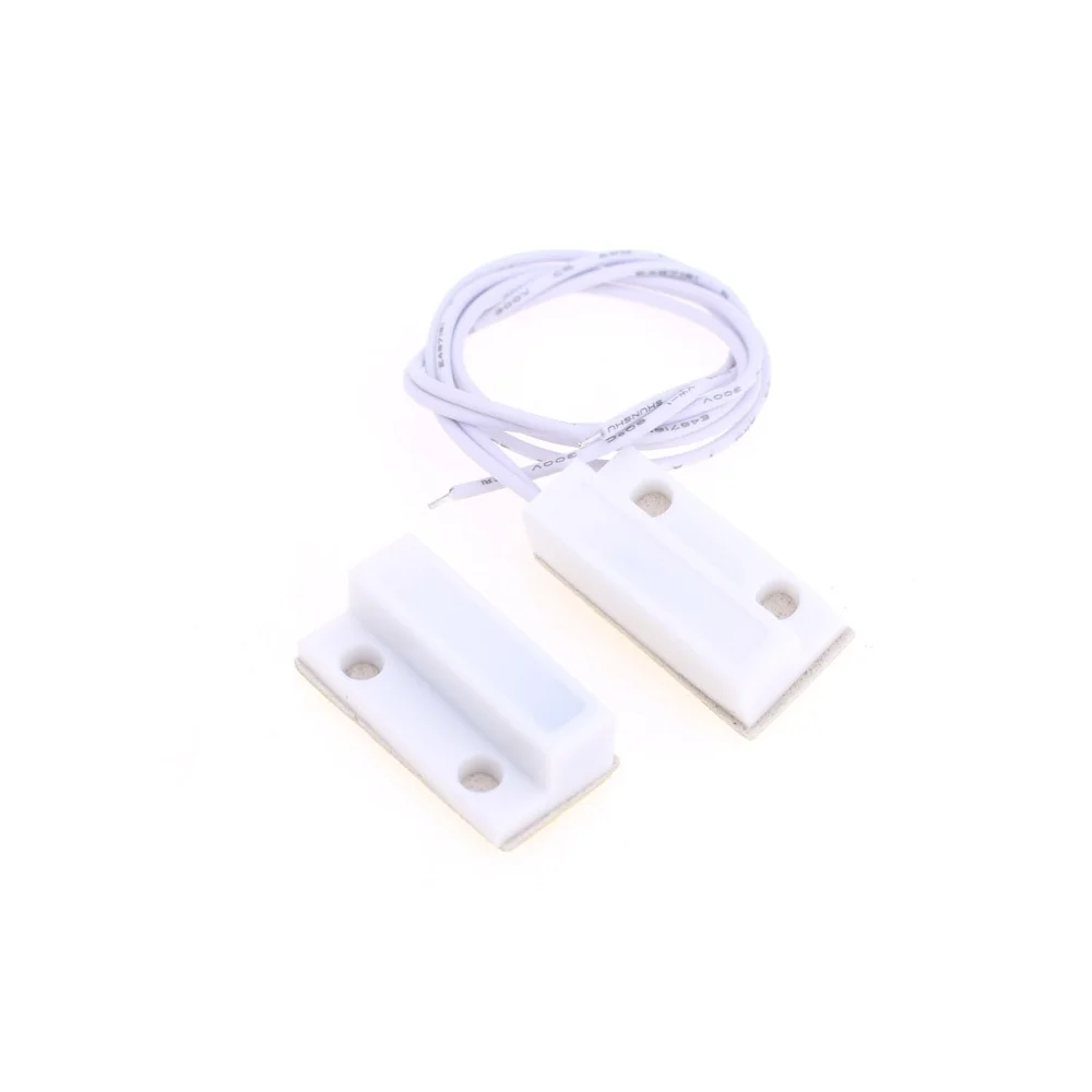 Magnetic switch MC-38 for doors or windows. Sensor normally closed