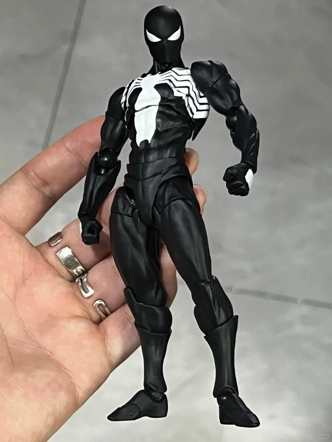 Figur Aksi Spiderman Black Neighbor Symbiote MessToys Scarlet Neighbor CT Toys Black Red Spider Man (Ready Stock)