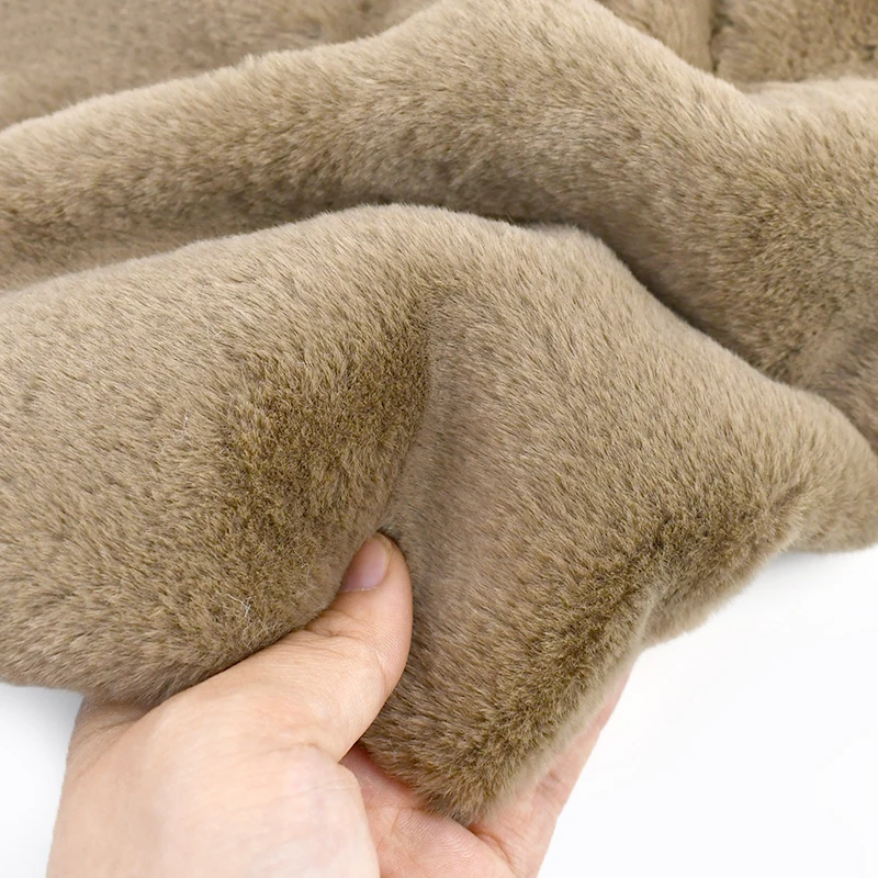 

50*50cm Meetee Encrypt Plush Fabric Cotton Doll Decor Fabrics Blanket Pillow Sofa Seat Sewing Cloth DIY Home Textile Accessories