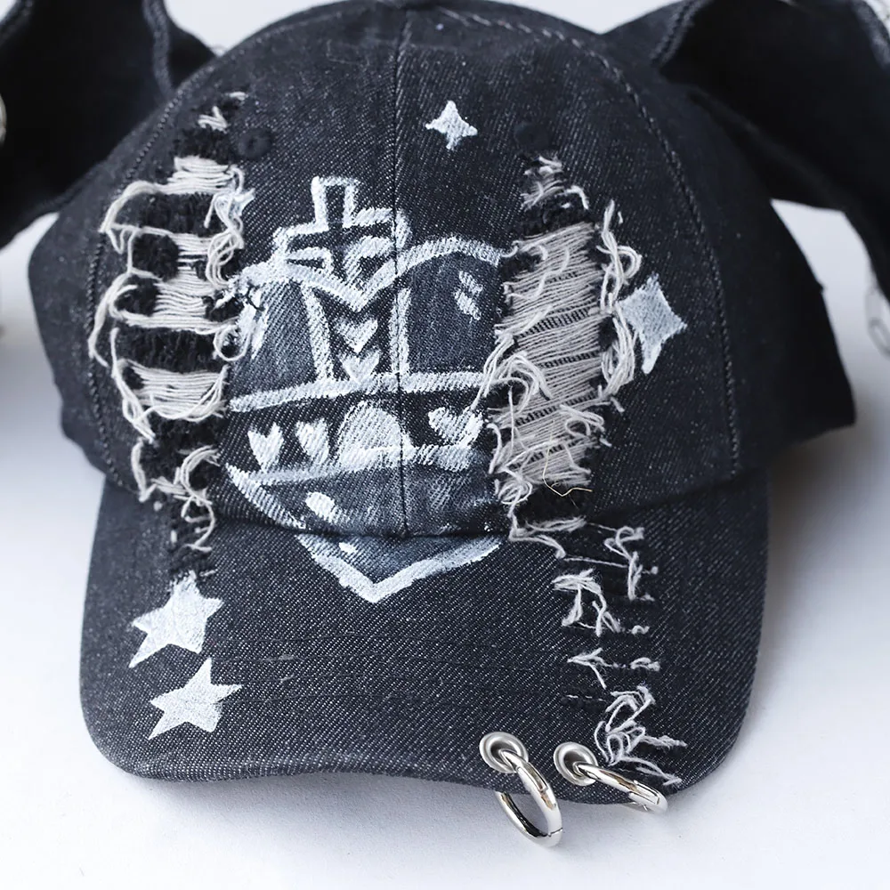 Designer Graffiti Teufelsohren Denim Baseballkappen für Männer und Frauen Herbst Persönlichkeit Vielseitig Retro Zerrissener Stil Hip-Hop Herrenhut