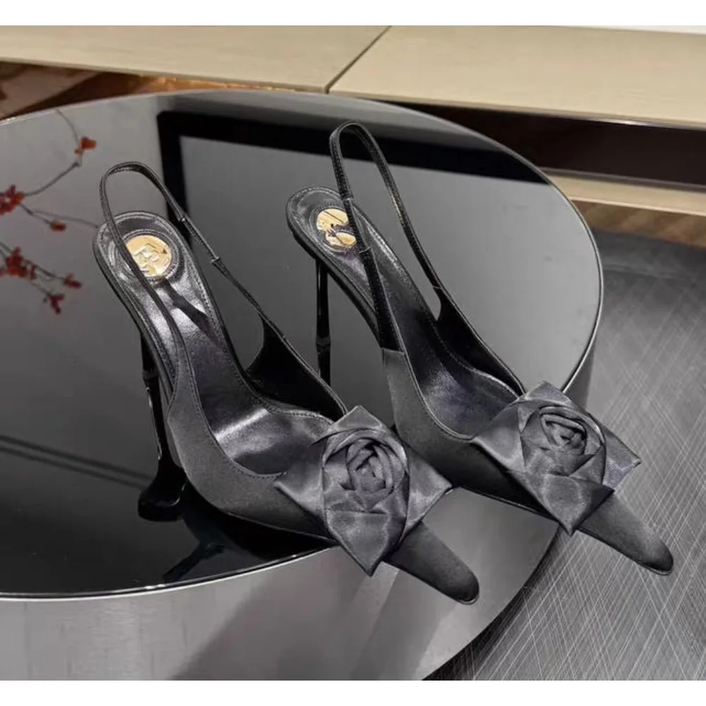 

New Fashion Women's Summer New Slim Fit High-heeled Sandals Fashionable Fashion Show Pointed Party Wedding Women's Sandals