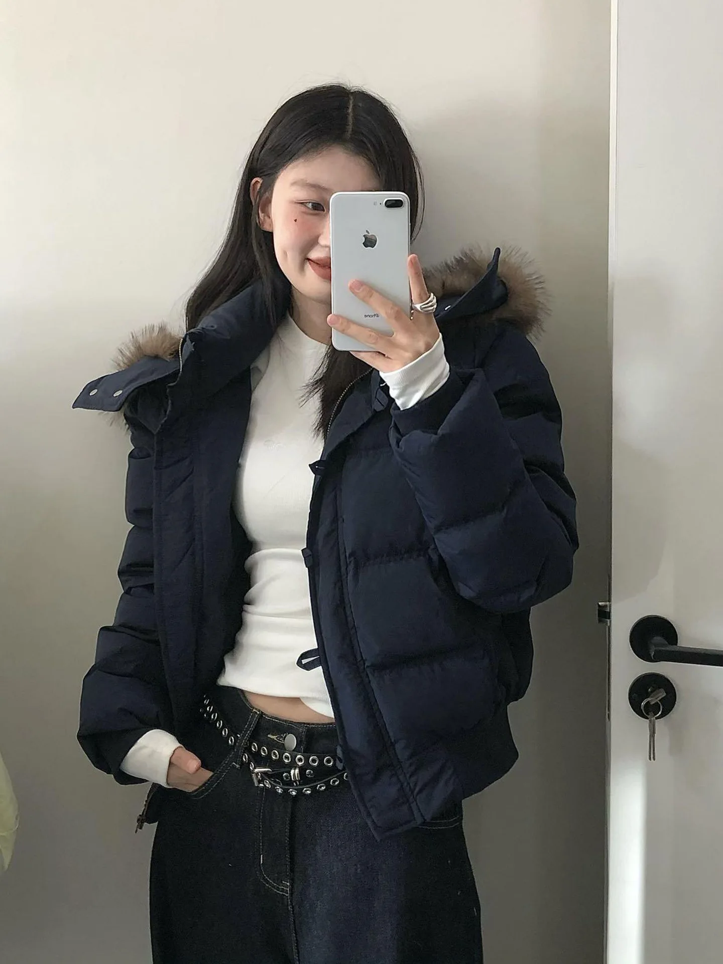 Korean Large Fur Collar Short Padded Jacket Women 2026 Winter New Thick Hooded Parkas Women Retro Zipper Button Puffer Jackets