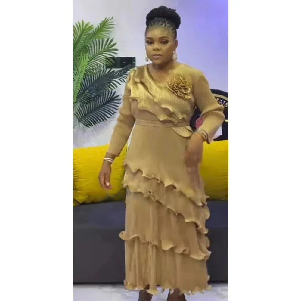 مياكي فستان مطوي ملابس الخريف النسائية 2025 موضة جديدة ثلاثية الأبعاد زهرة حزام الخصر الفطريات حافة تنورة طويلة #4