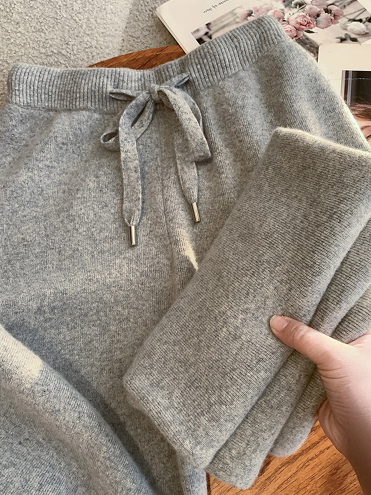 루즈 니트 와이드 레그 팬츠 부드러운 단색 캐주얼 스트레이트 레그 바지 피부 친화적 슬림핏 가을 패션